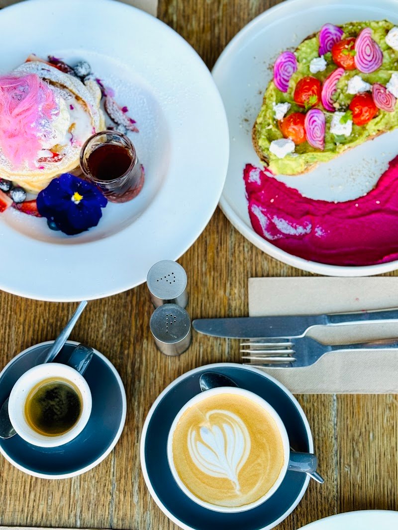 Overtime Cafe & Bar photo 4