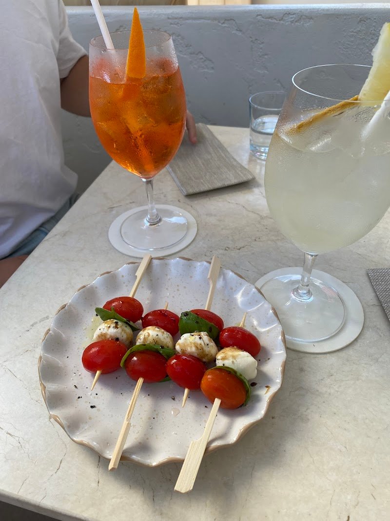 Casita Wine Bar photo 9