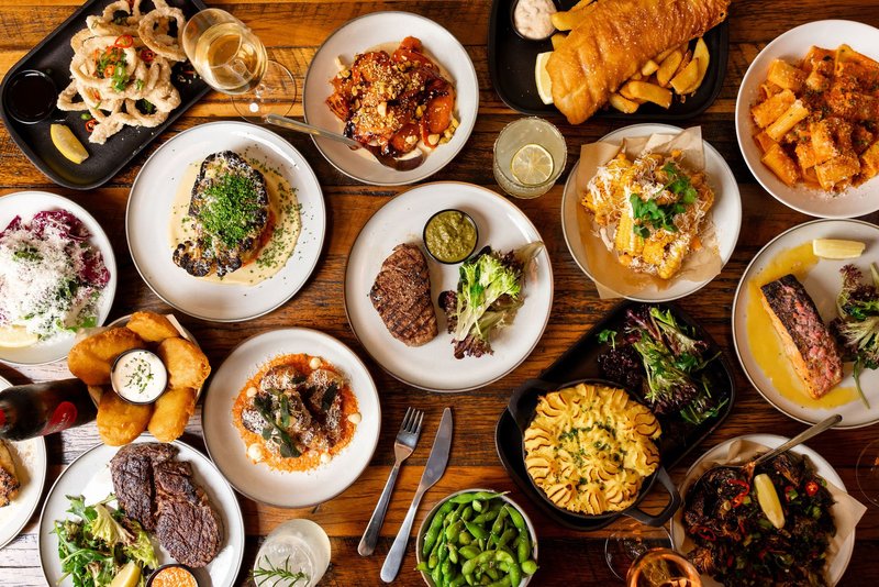 Salmon & Bear - Crows Nest photo 2