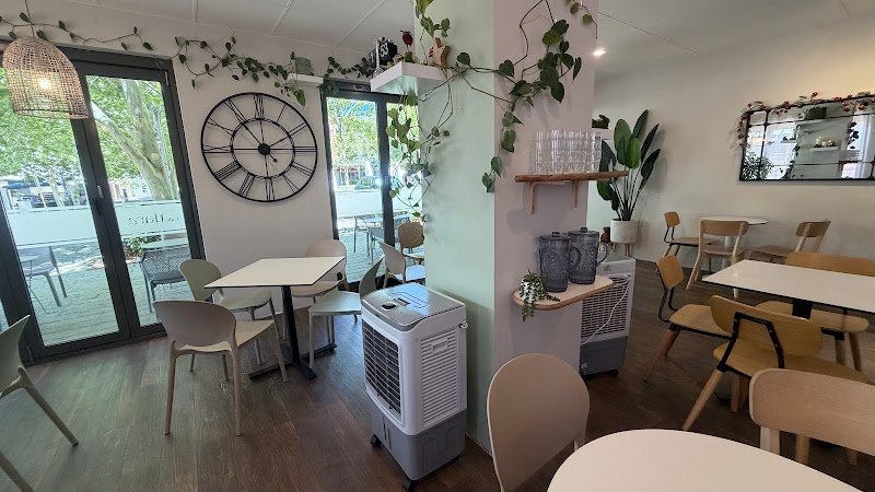 Tiara Dessert Cafe photo 5