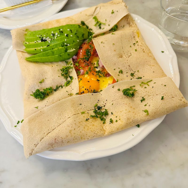 Le Petit Chateau Restaurant photo 7