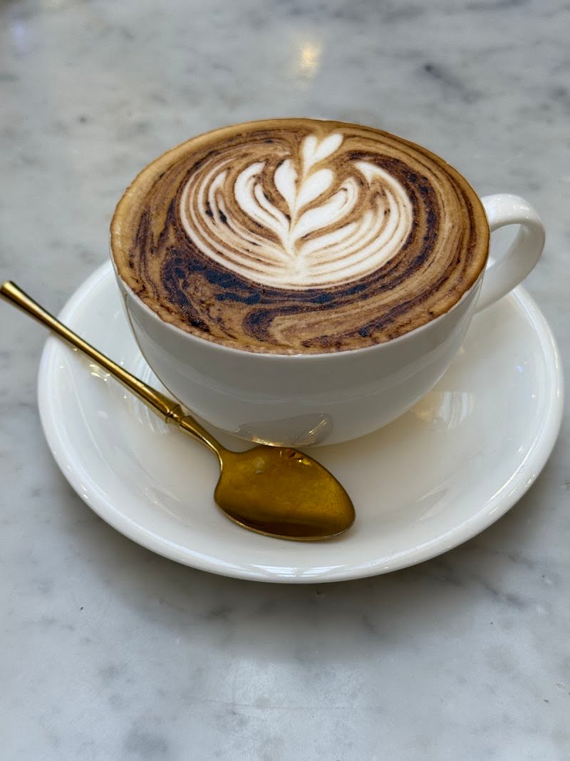 Le Petit Chateau Restaurant photo 3