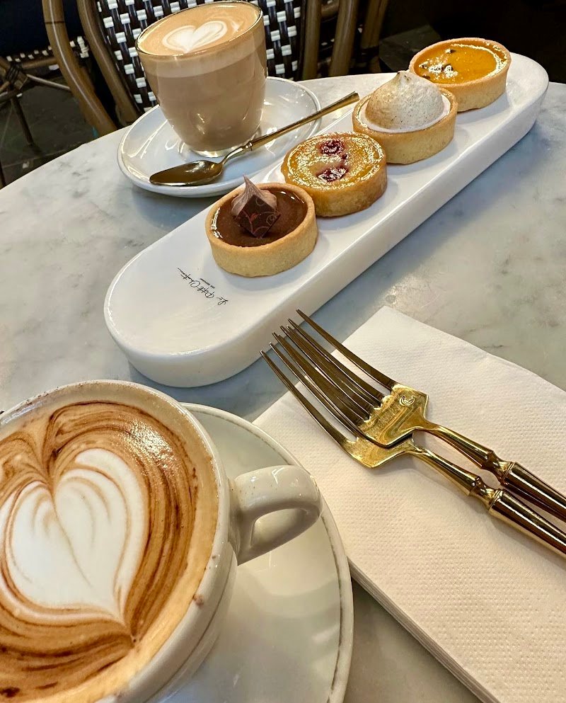 Le Petit Chateau Restaurant photo 5