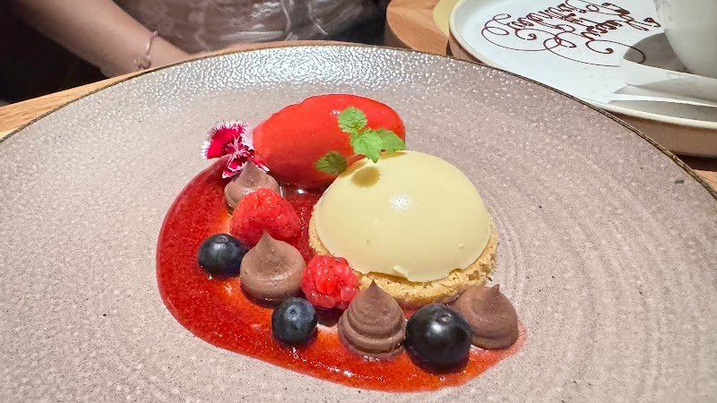 The Wolf Dining & Bar photo 7