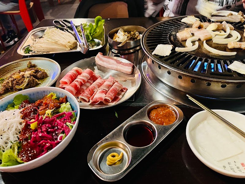 Plus 82 GoGi korean BBQ restaurant photo 3