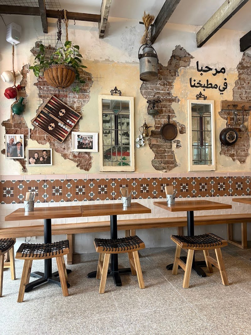 SAMBOUSEK NEWTOWN photo 4