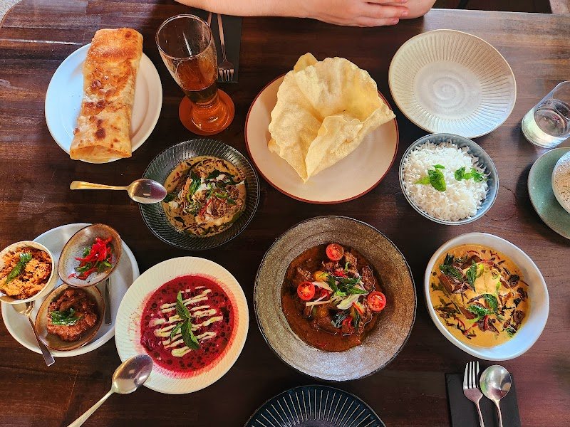 Ella by Minoli photo 2