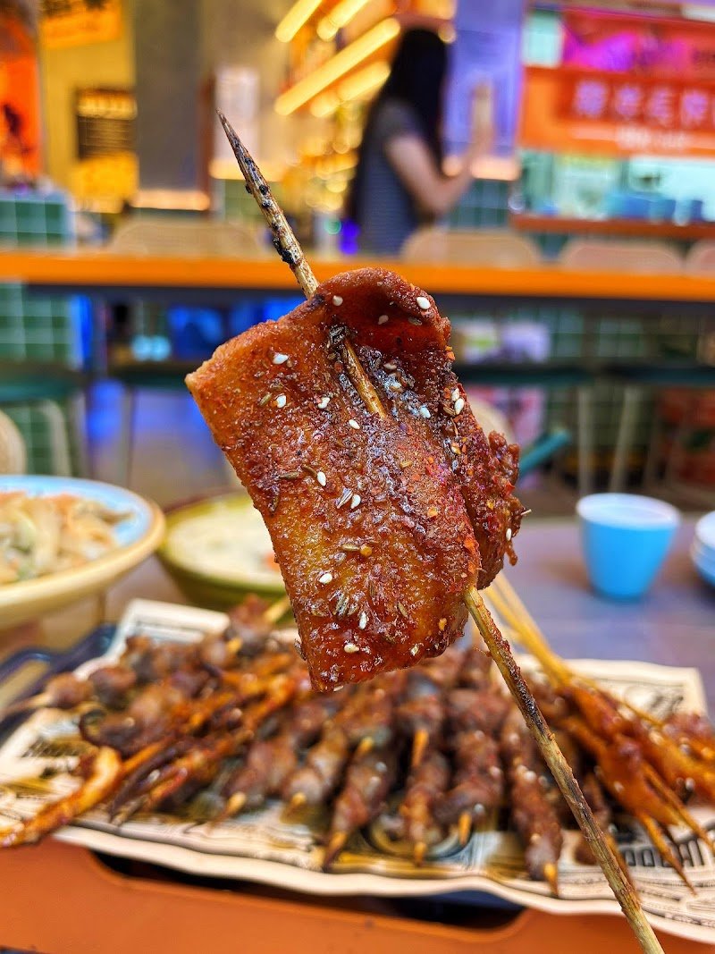 Dragon BBQ Bar 龍炭长烧烤吧·东北烧烤·炒菜 photo 3