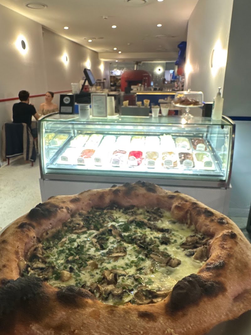 Ciccio's Pizza & Gelato photo 8