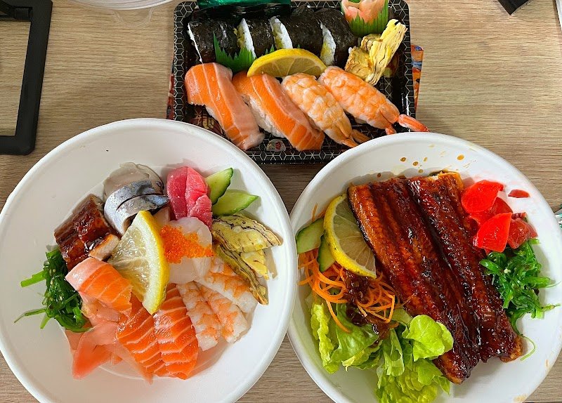 Sushi Momiji photo 2