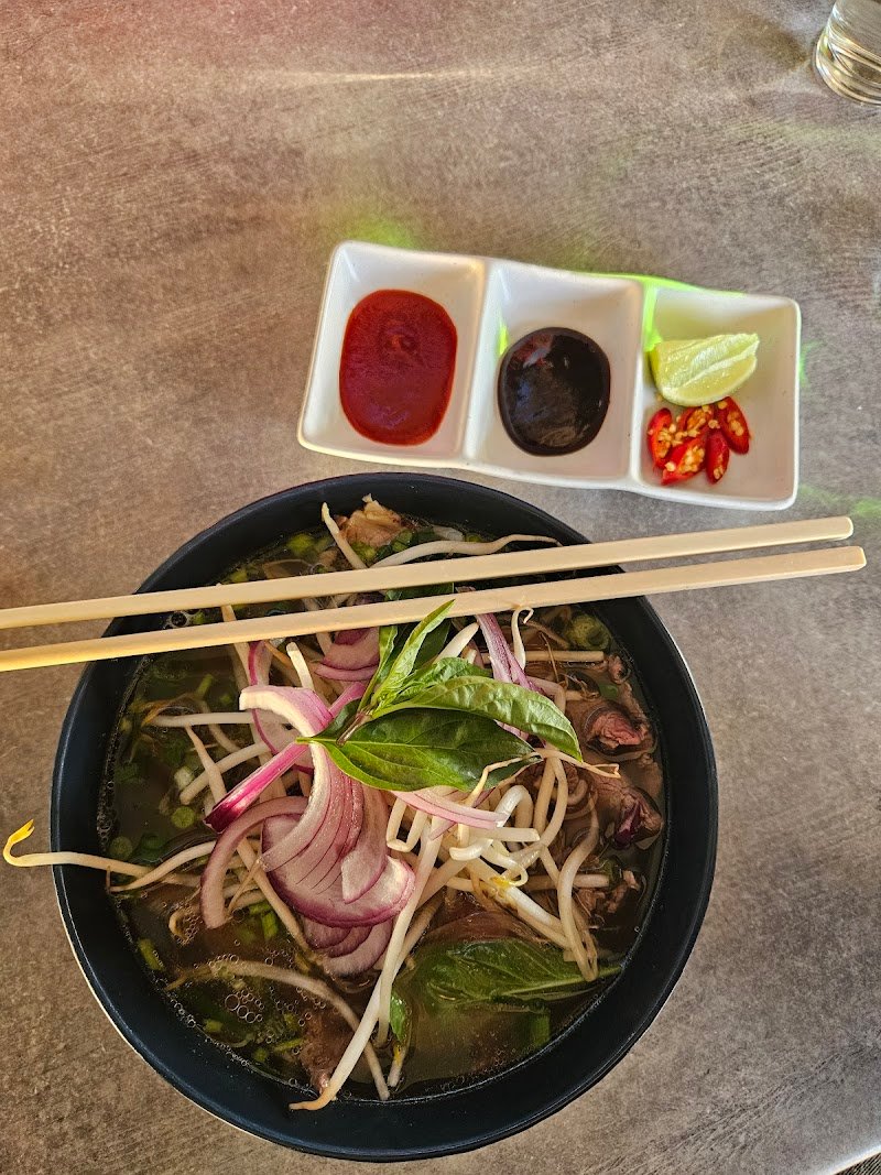 Quan 55 & Bar photo 3