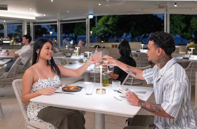 The Vine Room Waterfront Restaurant and Bar photo 4