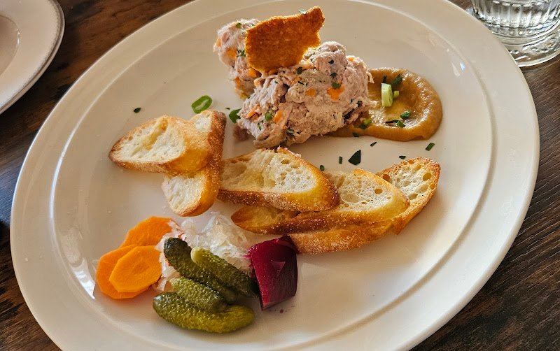 Lulu’s Little Bistro photo 2