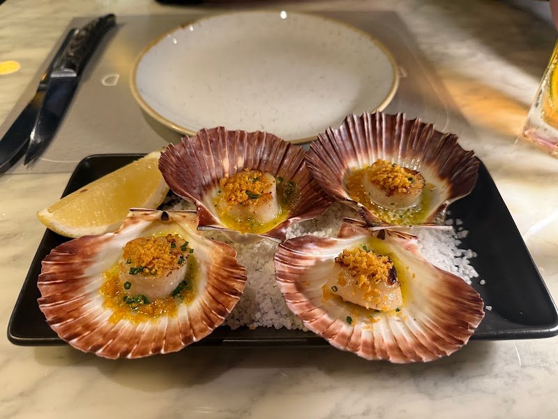 Black Hide Caxton Street photo 6