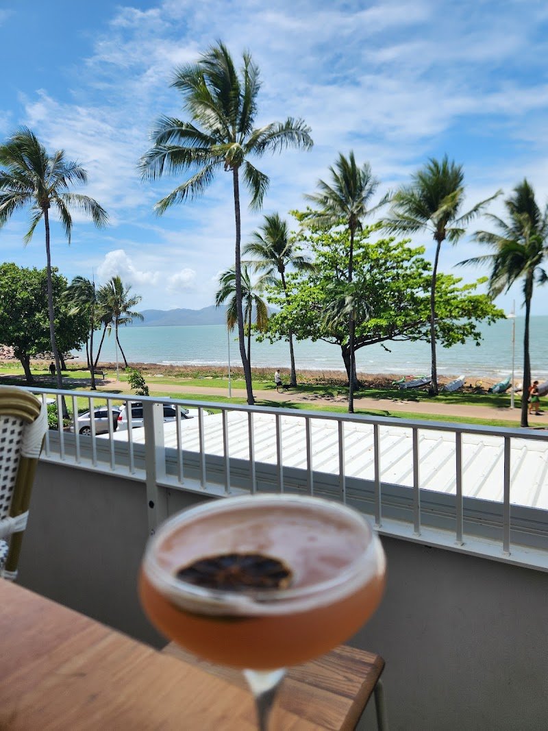 The Beach Hotel Townsville photo 5