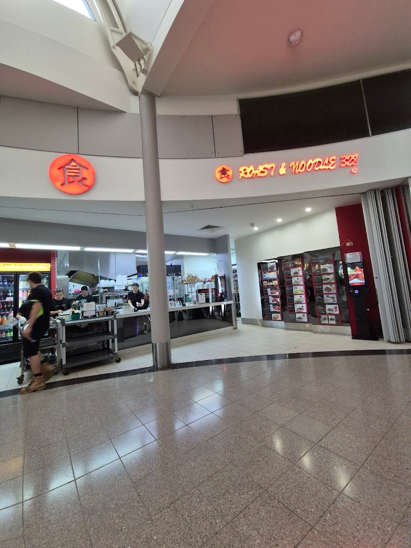 Roast & Noodles 328 photo 4
