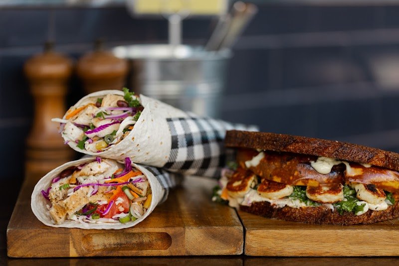 Bowls & Burgers photo 3