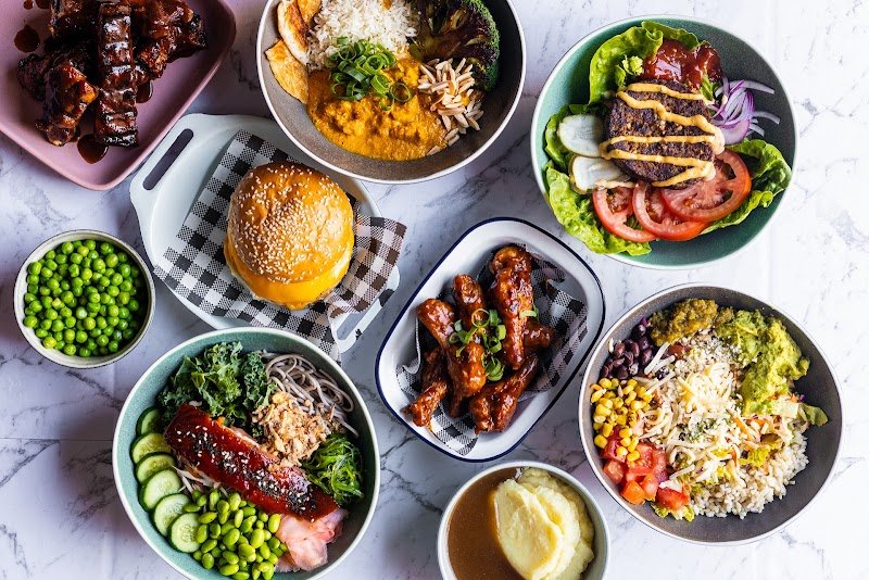 Bowls & Burgers photo 9