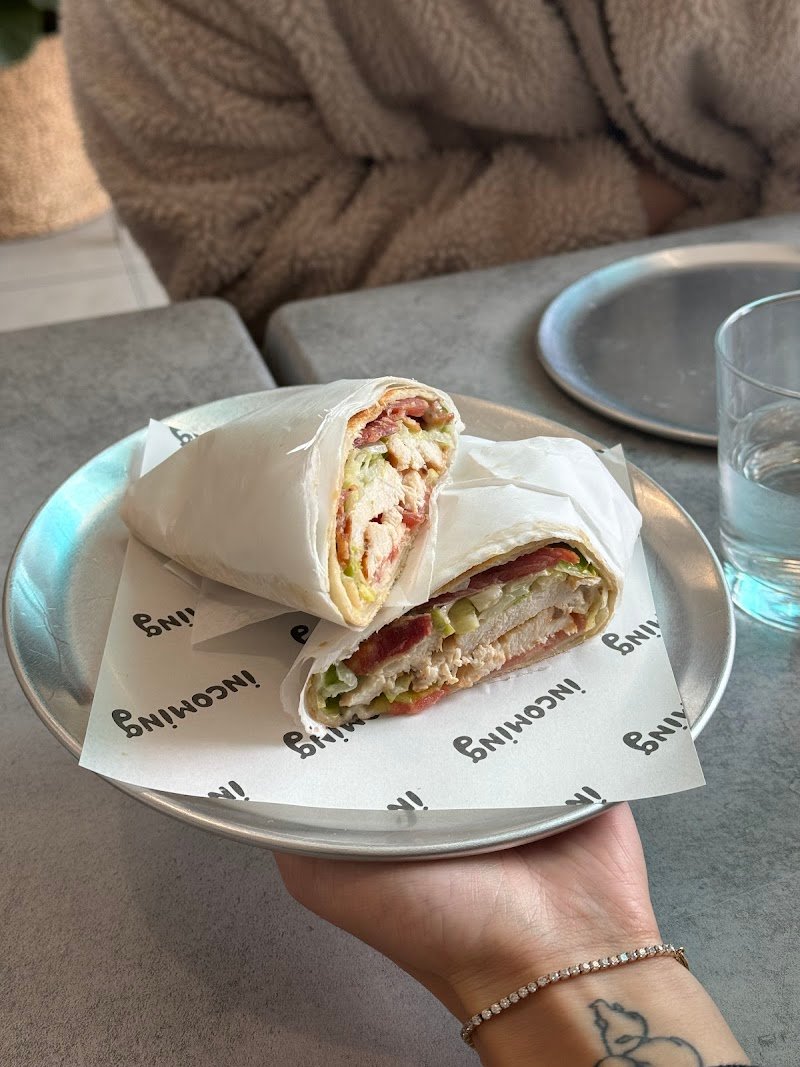 Incoming Cafe photo 10