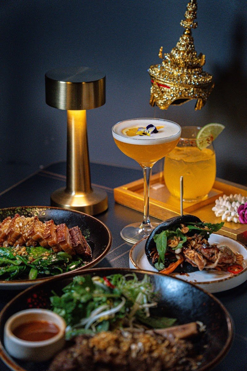 Bantatthong Thai Restaurant photo 2