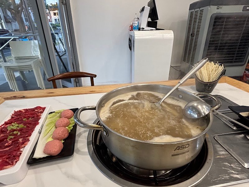 犇牛鮮肉火鍋 Ben Niu Fresh Beef Hot Pot photo 4