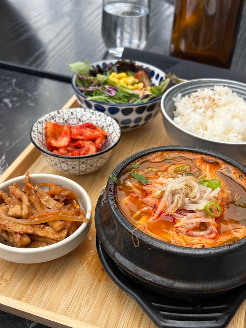 Sun and Moon Eatery photo 7