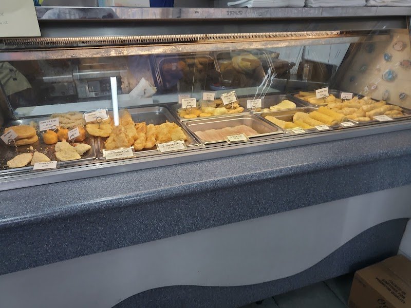 Lakeside Seafood Takeaway photo 8