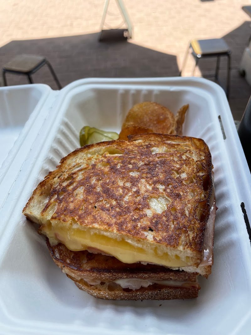 Marvie and Wolfe - Cafe photo 5