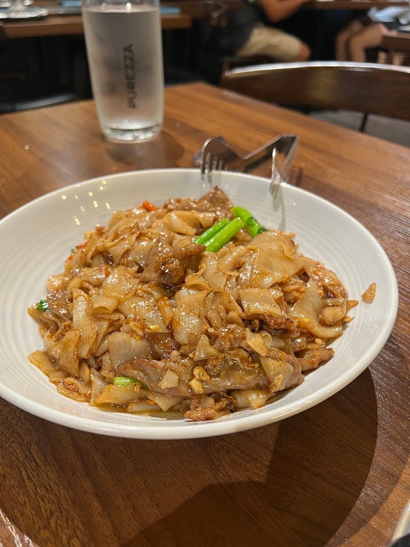 The Curve Thai Restaurant photo 10