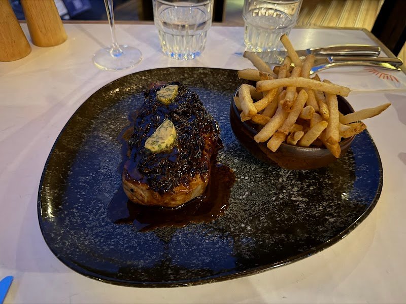 Isla Bar and Dining photo 8