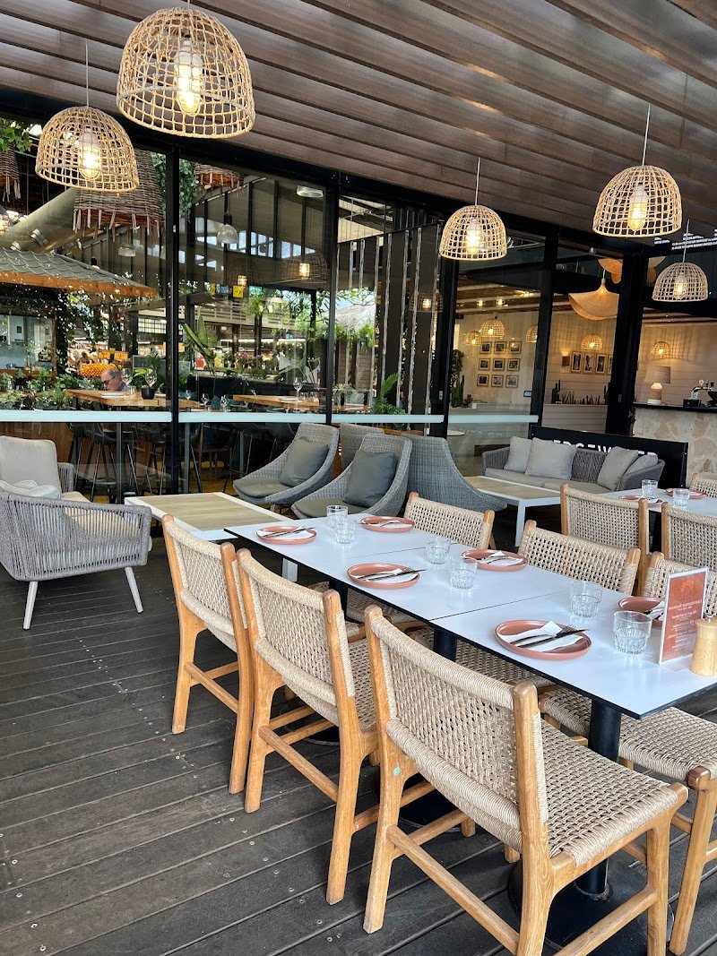 Isla Bar and Dining photo 10