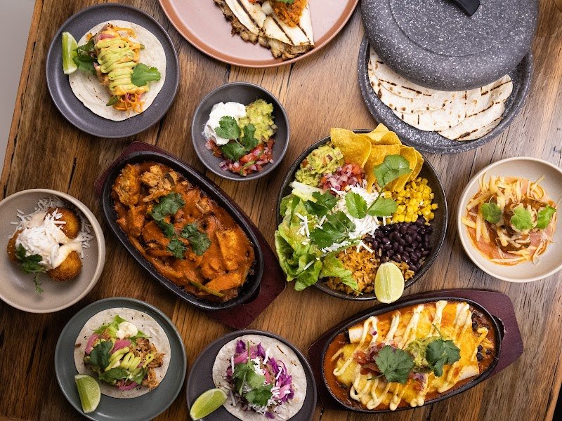 Isla Bar and Dining photo 7