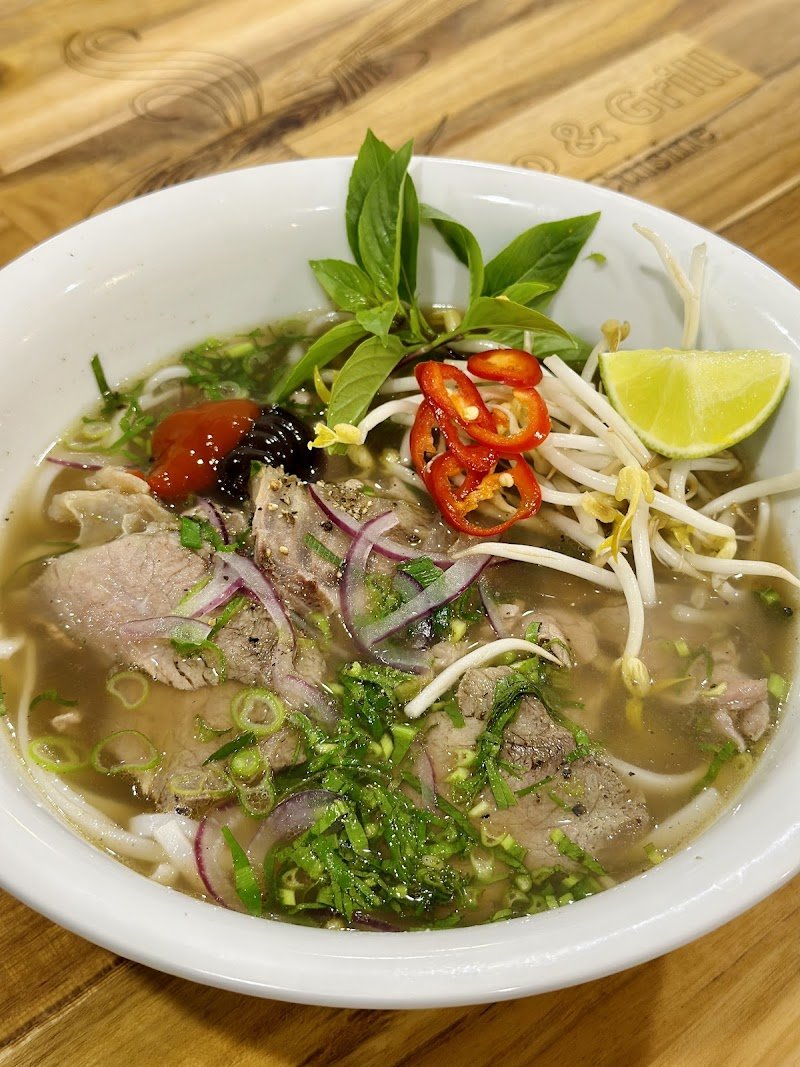 Pho Bistro & Grill photo 2