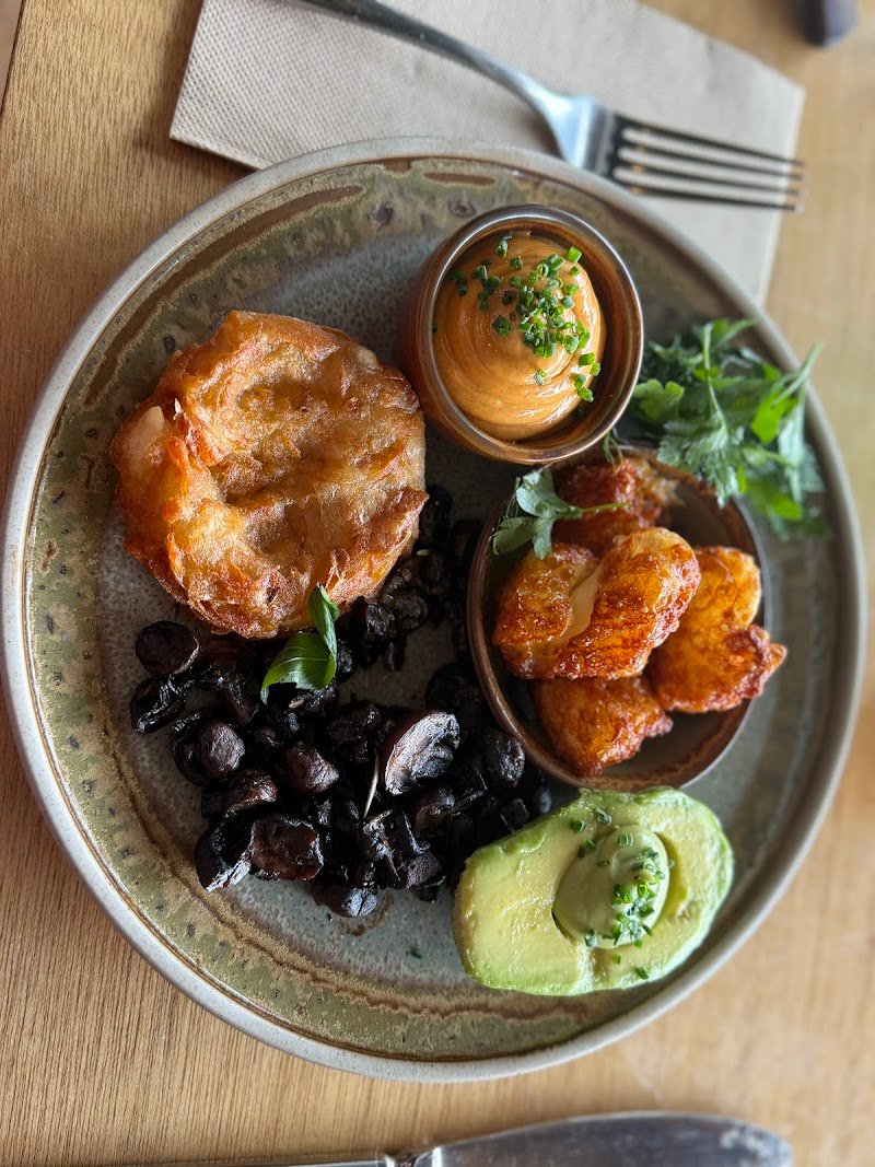 LOLAS Darby St photo 4