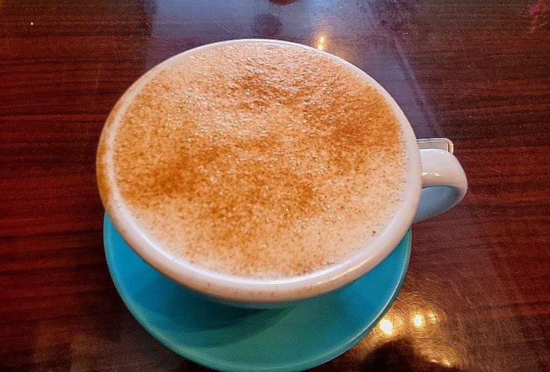 Manu's cafe and restaurant photo 4