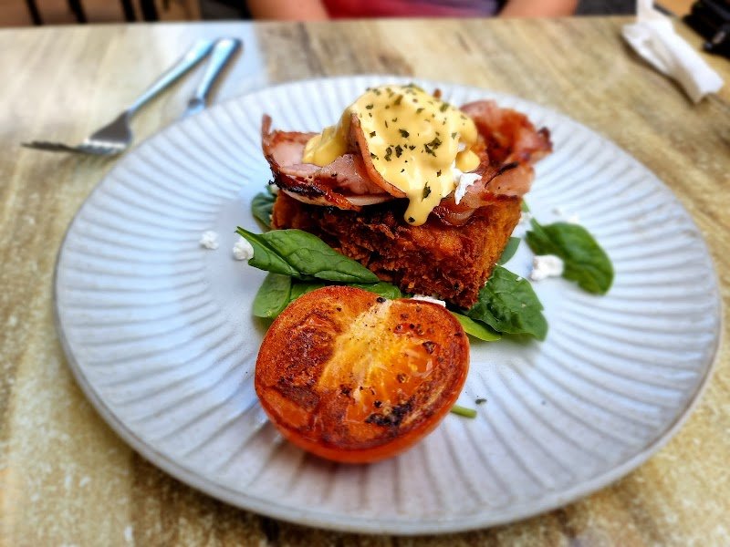 Vitti Cafe on Gregory photo 4