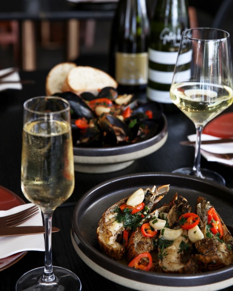 YoYo Bar and Restaurant photo 5