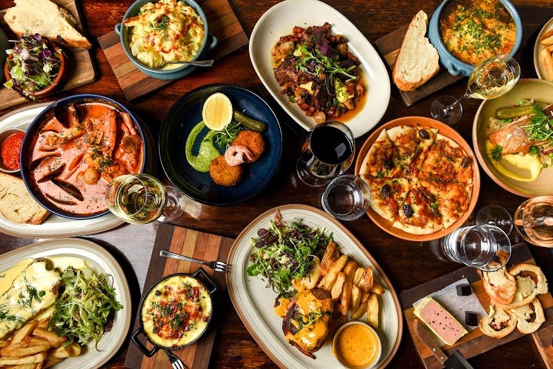 Delicatessen Kitchen & Bar photo 2