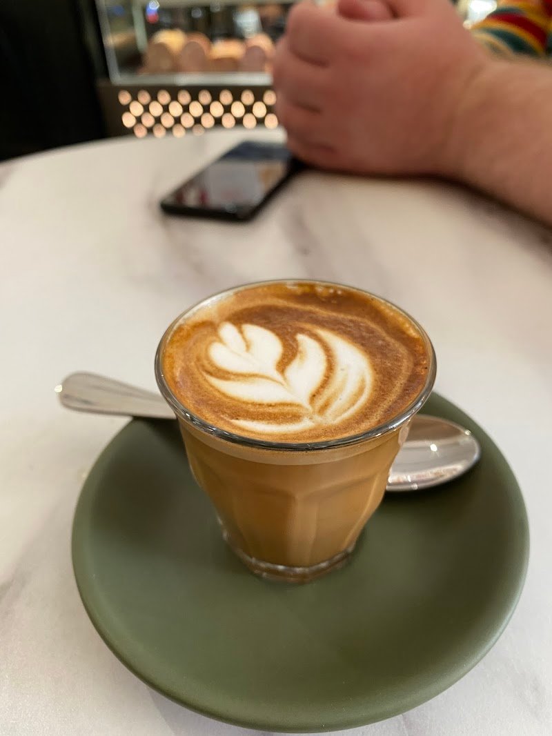 Arno Deli King St photo 6