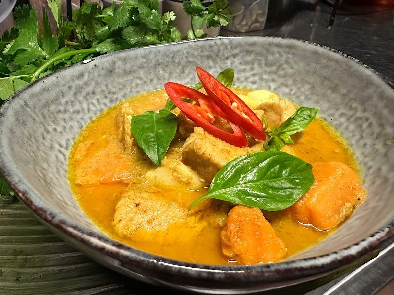 Bay Hong Food + Wine photo 2