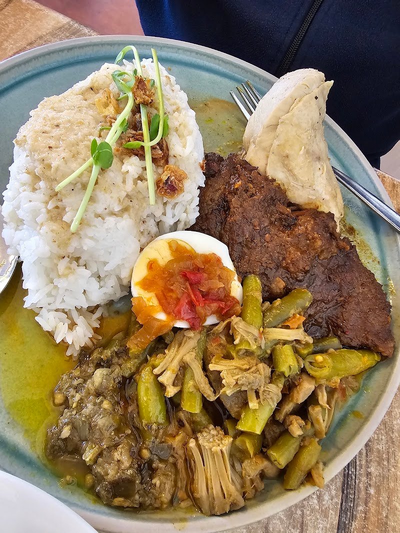 Batavia Corner photo 5