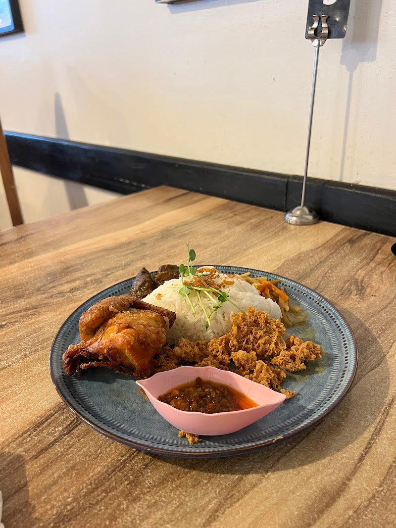 Batavia Corner photo 10