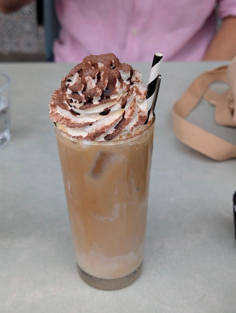 Bull & Bear Cafe - Restaurant photo 8