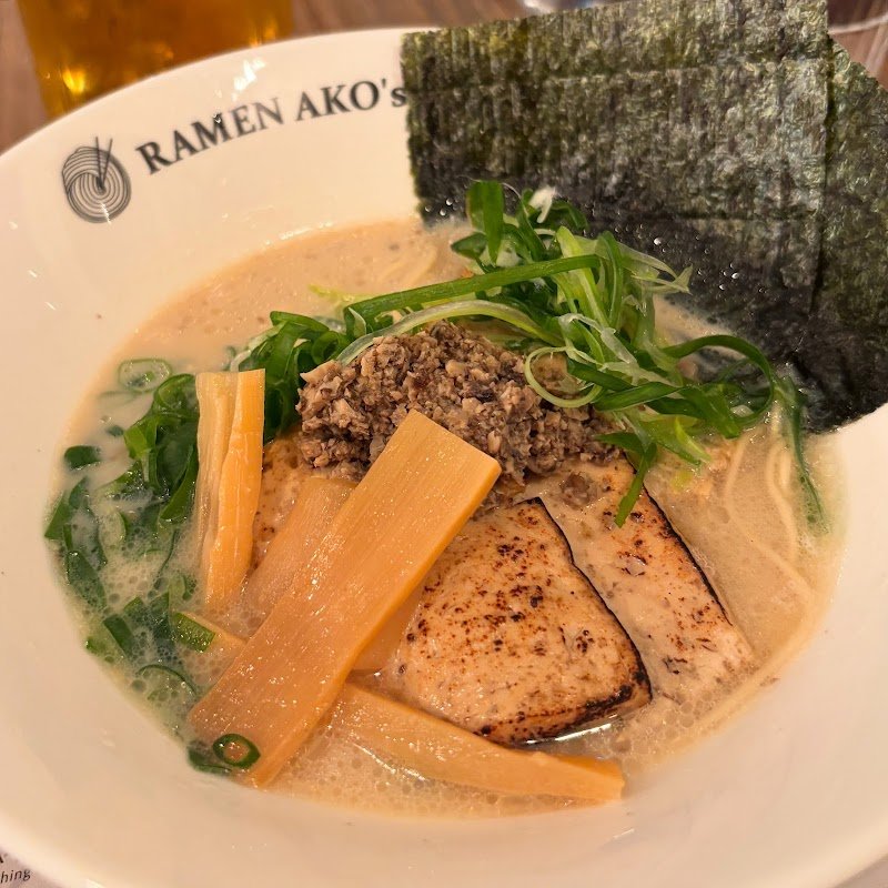 RAMEN AKOโs photo 2