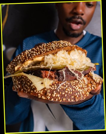 Brooklyn Bridge Deli photo 7